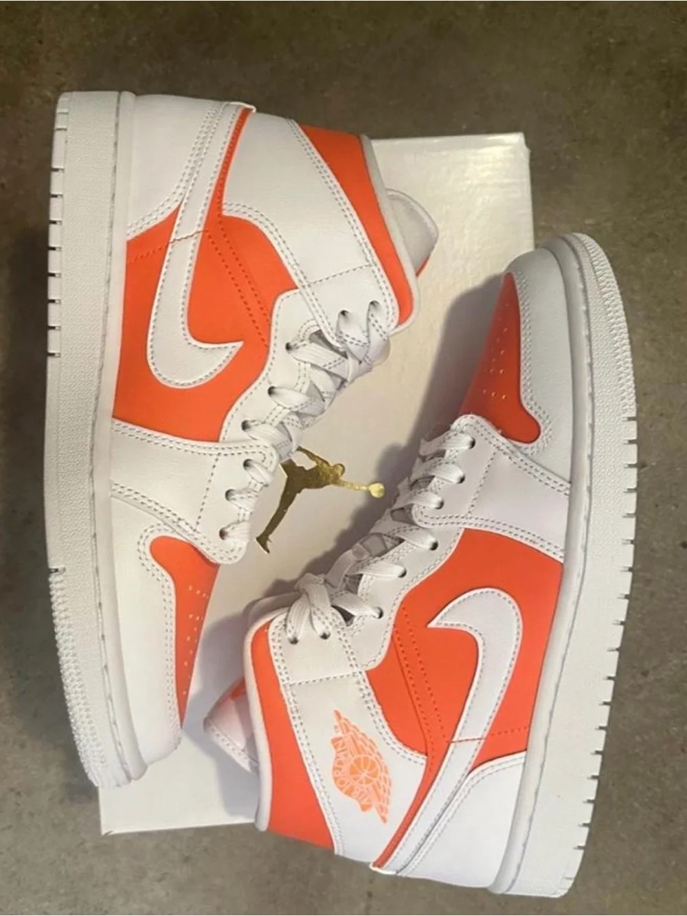 WOMENS AIR JORDAN 1 RETRO MID SE BRIGHT CITRUS SIZE 8W (MENS 6.5) NWT DEADSTOCK
